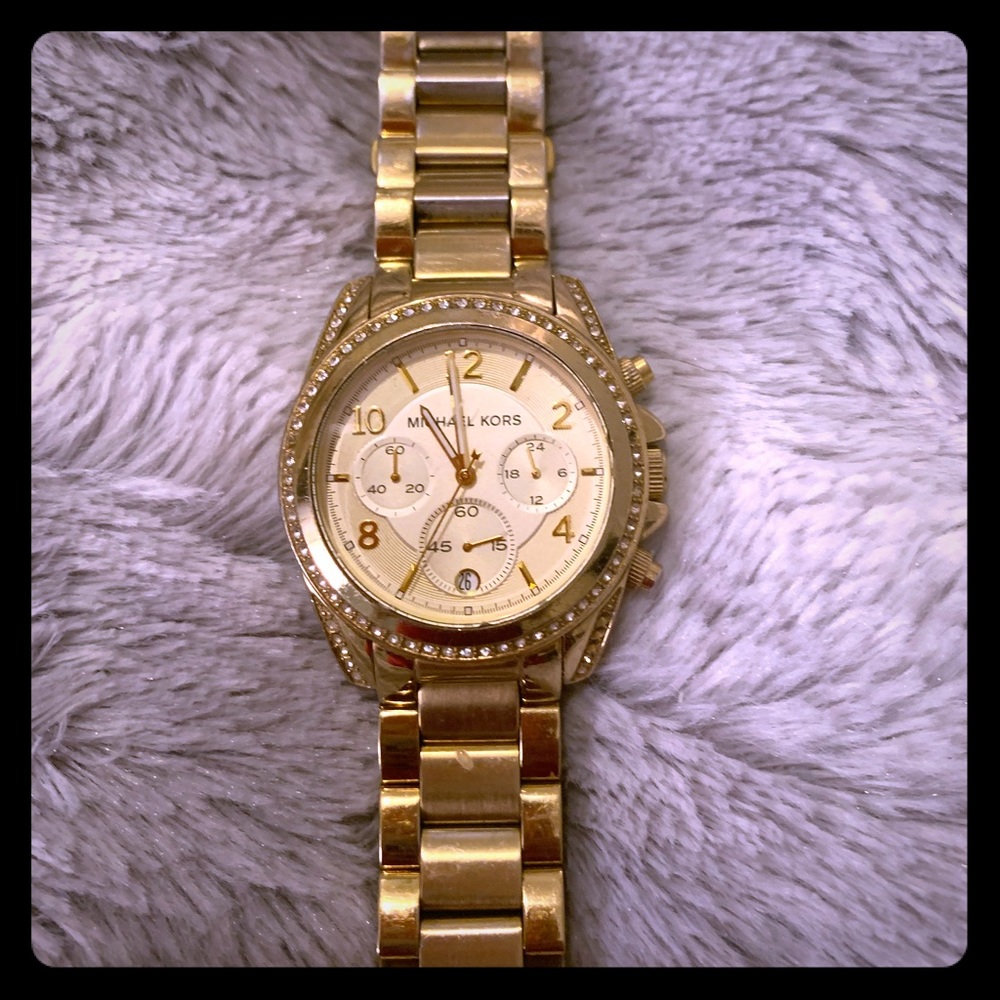 ⭐️Michael Kors gold watch ⭐️